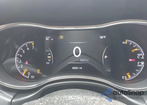 2017 Jeep Grand Cherokee Limited 4X4 z USA, uszkodzony, nr VIN 1C4RJFBG4HC819167